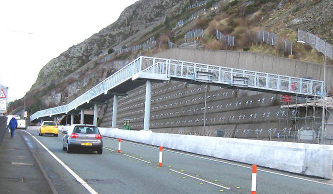 One of the cycling bridges at Pen-y-clip
        <br>(photo: Roy Spilsbury, CTC Cymru)